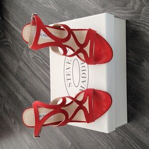 Steve Madden Red Sidney Suede Heels 7.5